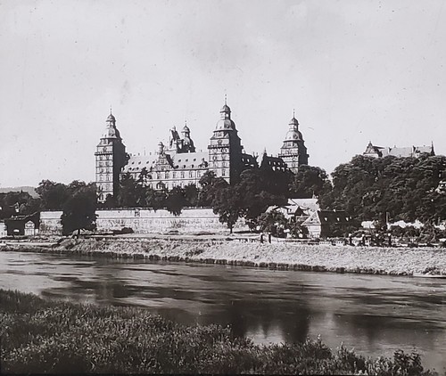 Schloss - , (castle)